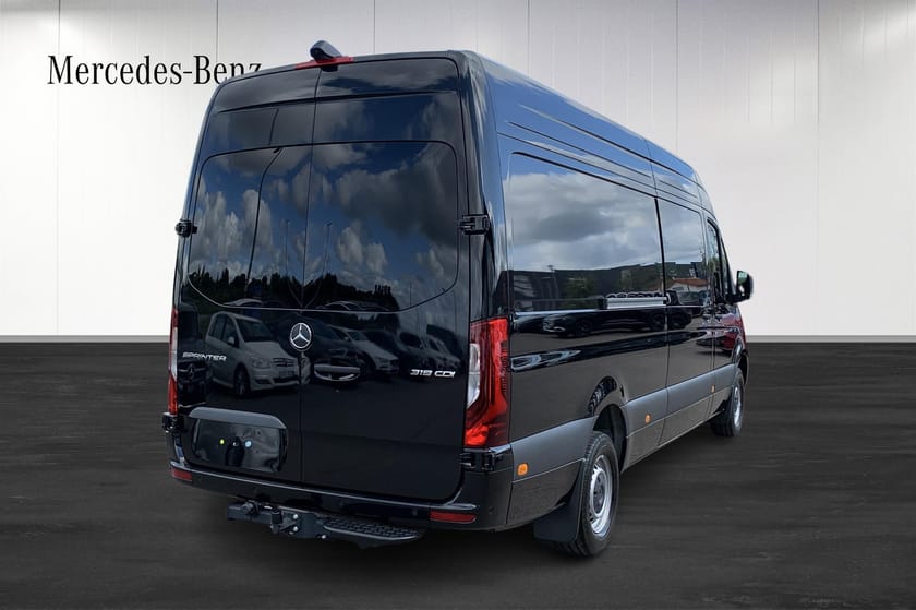 Bild 1 av Mercedes-Benz Sprinter 319 CDI Panel Van SKÅP A3 SELECT