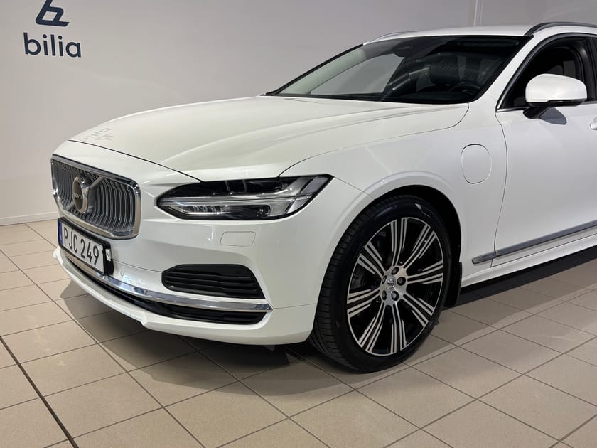 Bild 2 av Volvo V90 Recharge T6 Core Edition | Dragkrok |