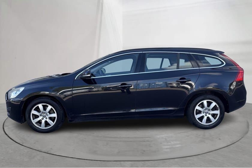 Bild 2 av Volvo V60 D3 (136hk) Momenum Drag