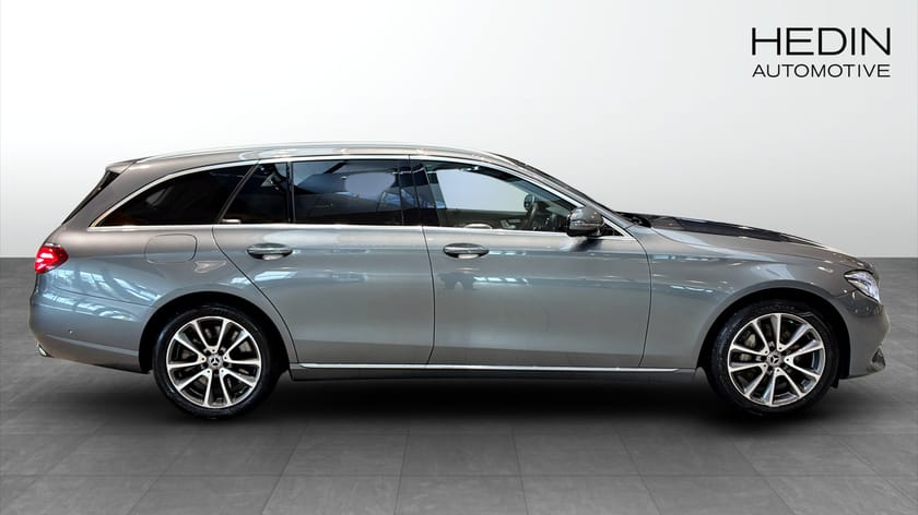 Bild 3 av Mercedes-Benz E 400 T 4MATIC | | Burmester | Pano | Drag | 333hk