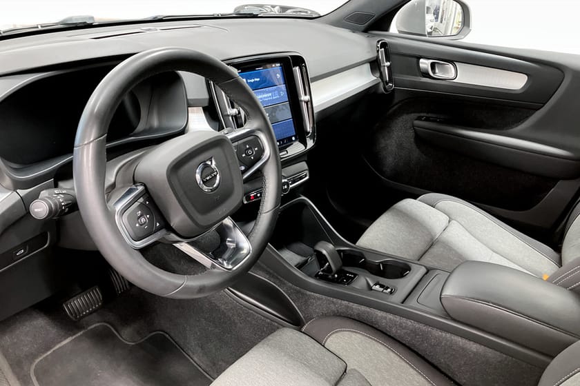Bild 3 av Volvo XC40 B4 FWD Bensin Core SE II