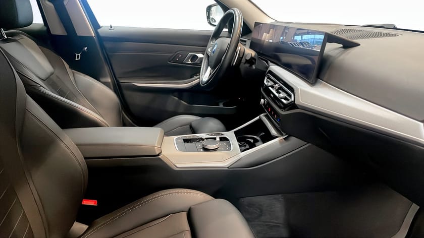 Bild 3 av BMW 330e xDrive Touring