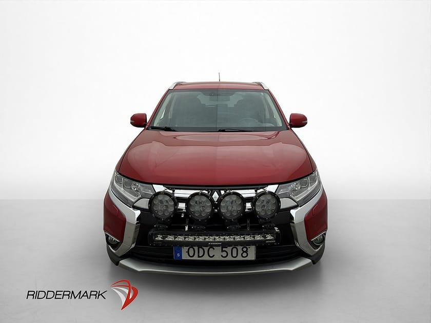 Bild 2 av Mitsubishi Outlander 4WD Business 7-Sits Kamera Drag Skinn