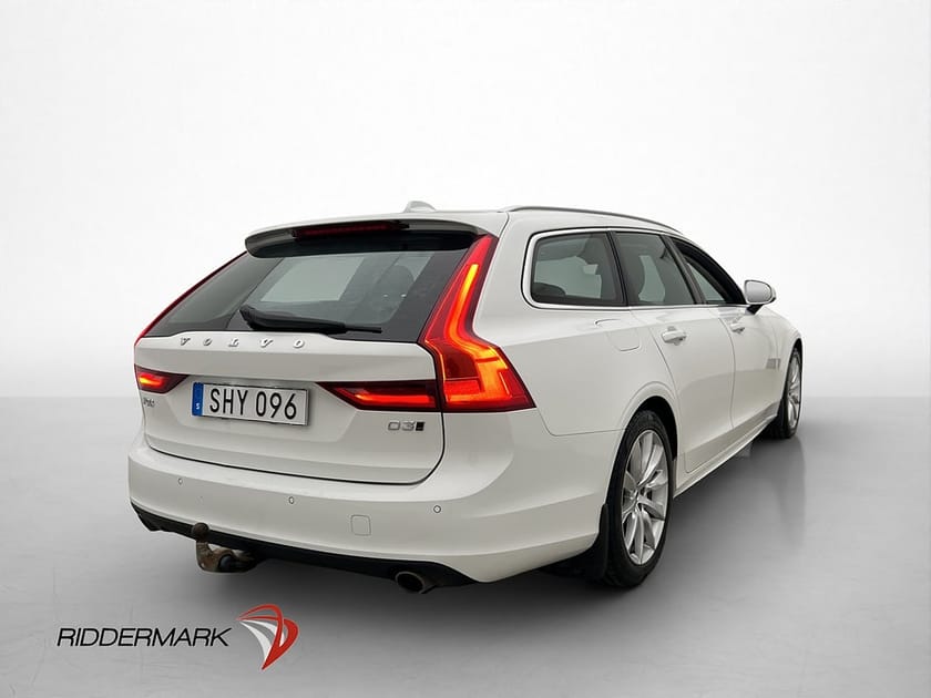 Bild 4 av Volvo V90 D3 150hk AWD Momentum Värmare Adaptiv-Fart Drag