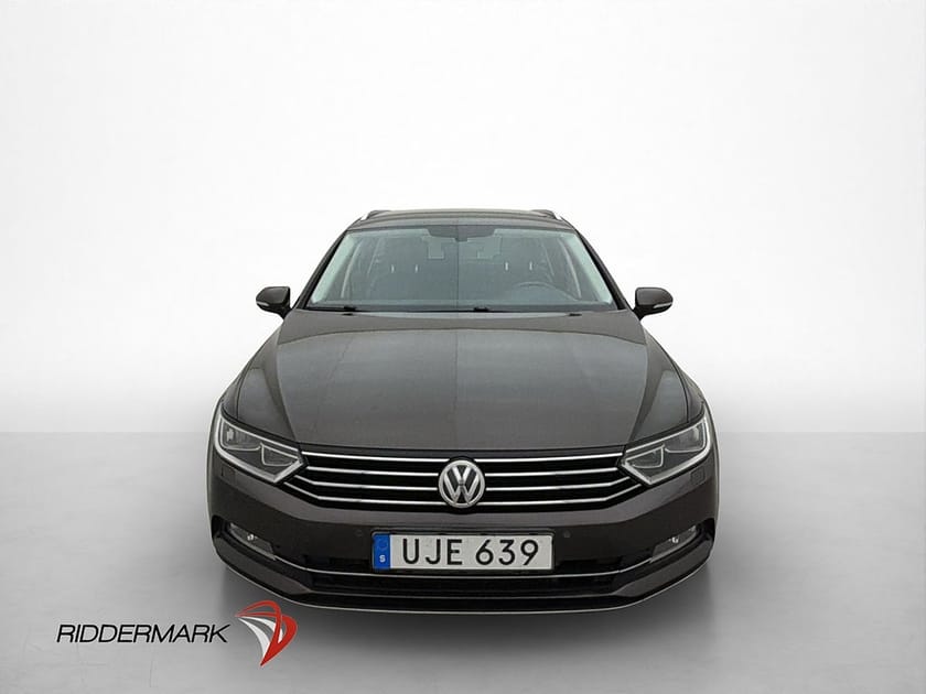 Bild 2 av Volkswagen Passat Sportscombi 2.0 TDI 4M GT Fjärr-värm Kamera 3-Zon Drag