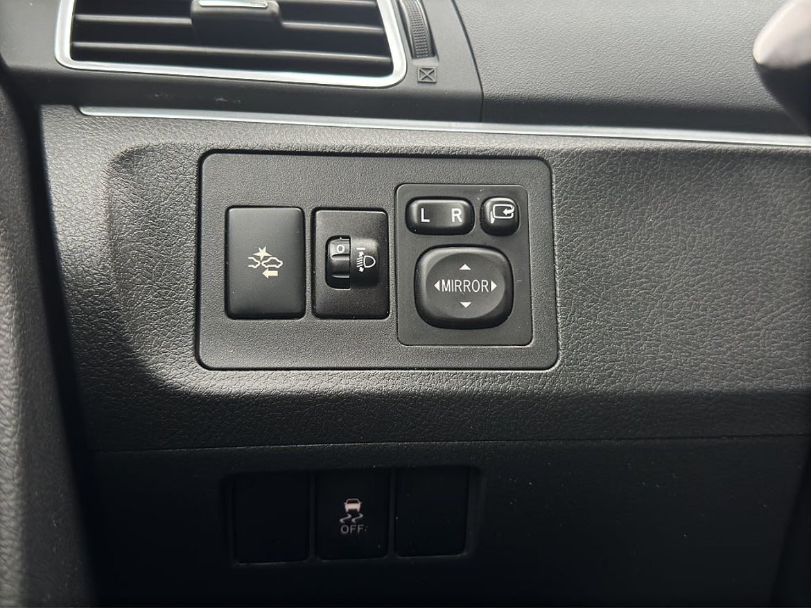Toyota Verso, bild 18 av 21