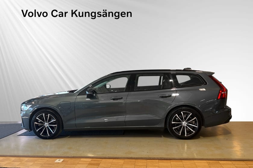 Bild 3 av Volvo V60 T6 Plus Dark Nordic Edition Harman/Kardon 360-kamera Teknikpaket Selekt
