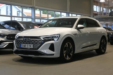 Audi Q8 55 e-tron quattro