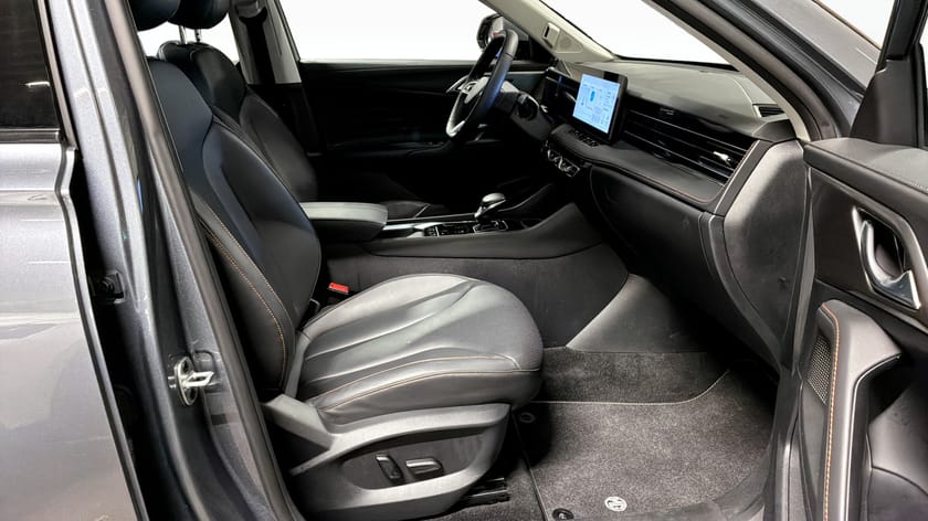 Bild 3 av MG HS PHEV Luxury Plug-In Hybrid 10 Mil El räckvidd 0% RÄNTA
