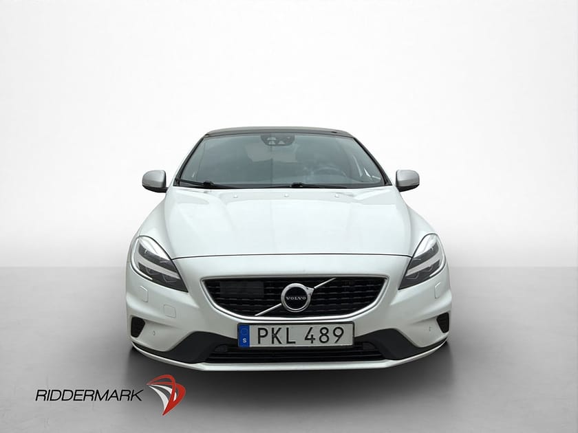 Bild 2 av Volvo V40 T5 R-Design Kamera Pano Navi BLIS Värmare Keyless