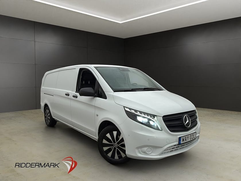 Bild 1 av Mercedes-Benz Vito 119 CDI 2.8t X-Lång Värm Drag CARPLAY Skinn MOMS