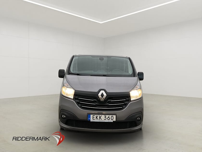 Bild 5 av Renault Trafic Skåpbil 1.6dCi Värmare Dragkrok Farthållare Takräcke