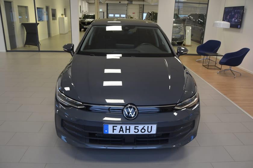 Bild 2 av Volkswagen Golf Life Edition 1.5 eTSI 150 DSG7