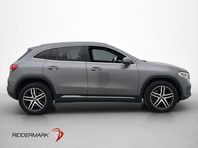 Bild 4 av Mercedes-Benz GLA 200 Kamera Drag M&K-Värmare Navi Wide