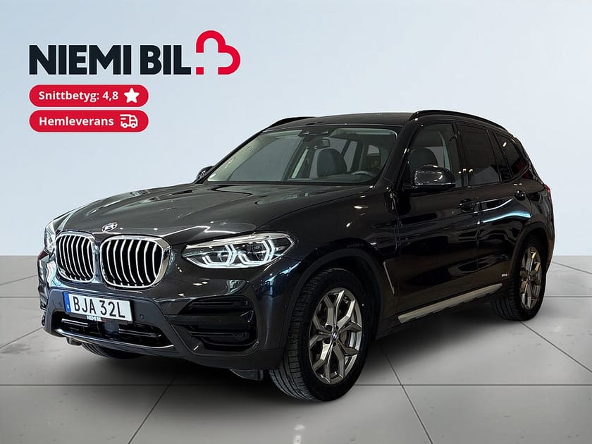 Bild 1 av BMW X3 xDrive30e PLUG-IN Drag S&V-däck Bkamera HiFi-ljud Navi