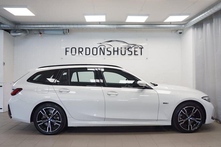 Bild 3 av BMW 330e Touring STEPTRONIC M-SPORT | DRAGKROK