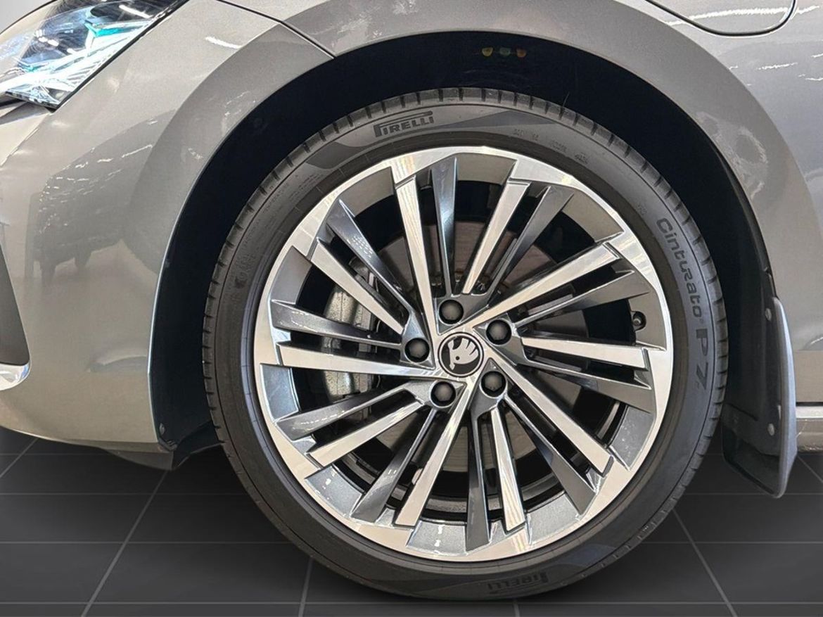 Škoda Škoda Superb iV Kombi — bild 13