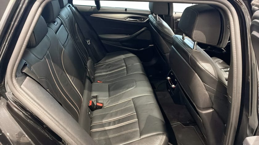 Bild 5 av BMW 520d xDrive Touring xDrive, Hud,Rattvärme,Adaptiv f-hållare