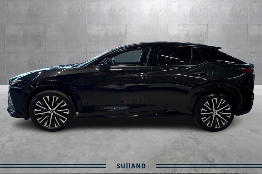 Bilde 2 av Lexus RZ 450e EXECUTIVE, SJEKK KM.STAND, 20'' SOMMER OG VINTER