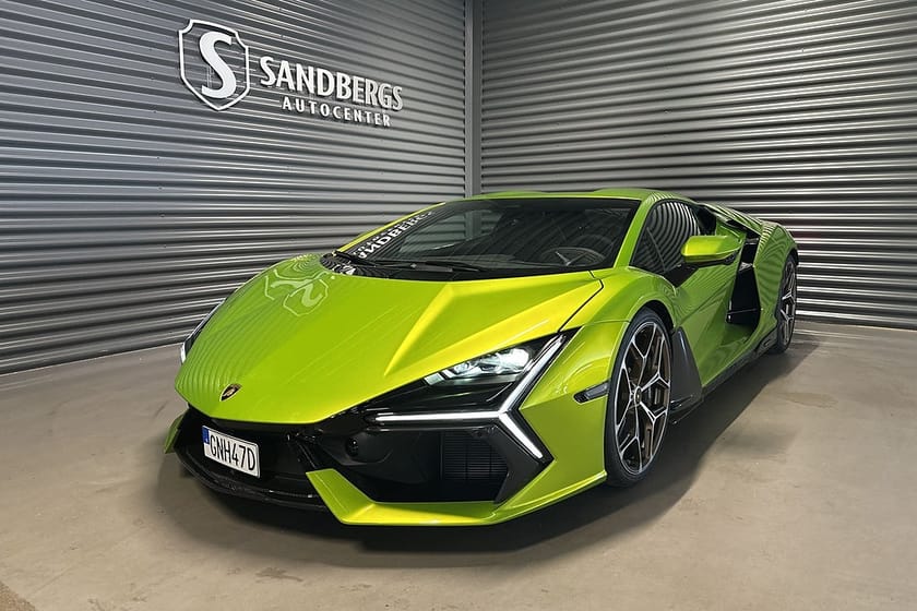 Bild 1 av Lamborghini Revuelto HPEV V12 1015hk Carbon VAT