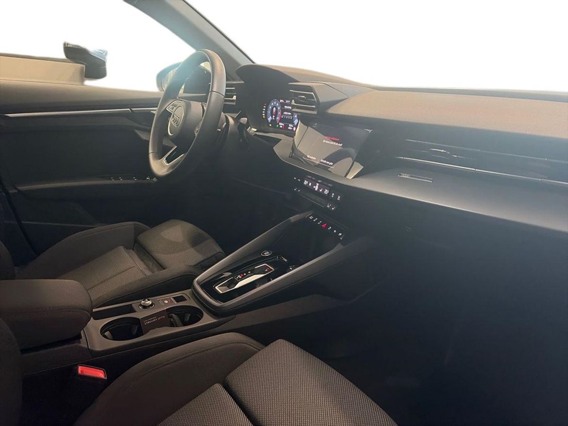 Audi Audi A3 Sportback 35 TFSI — bild 4