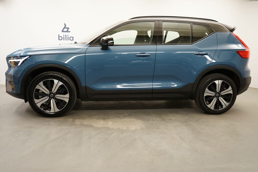 Bild 2 av Volvo XC40 Recharge Core, Baklucka elmanövrerad