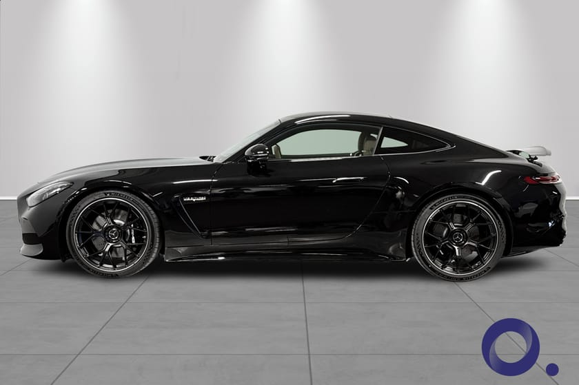 Bilde 2 av Mercedes-Benz AMG GT 63 4MATIC+ GT63 | V8 biturbo | Burmester® | Multikonturseter
