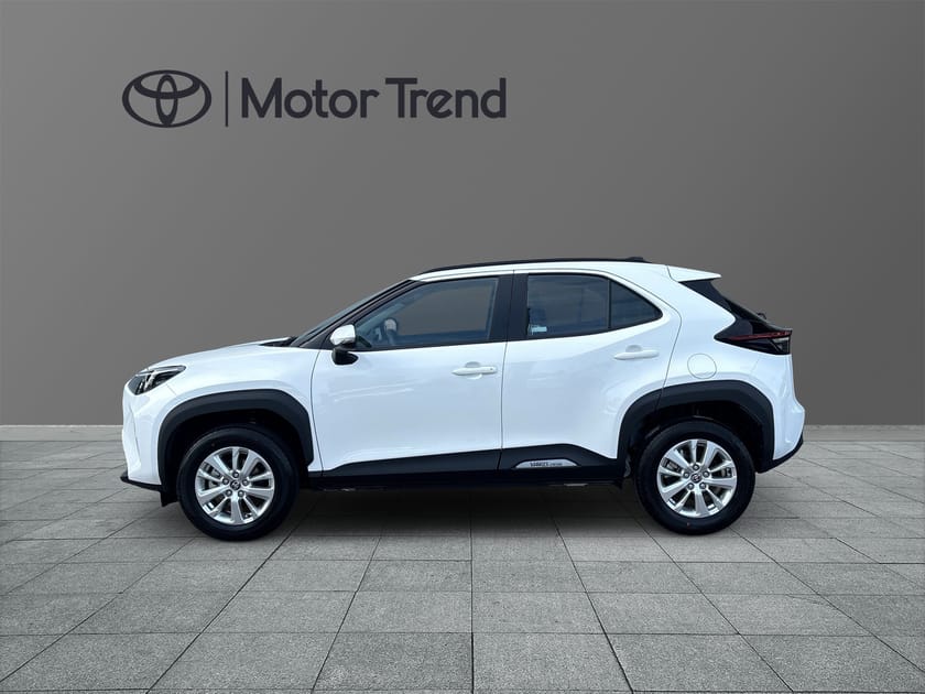 Bild 4 av Toyota Yaris Cross Hybrid 115 1,5 ACTIVE SÄKERHETSPAKET | NYA VINTERHJUL INGÅR |