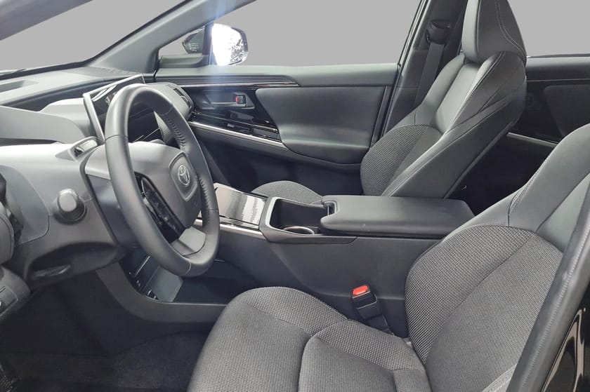 Bilde 4 av Toyota bZ4X AWD Active Tech - LED Matrix - Ryggekamera - Ad.cruise