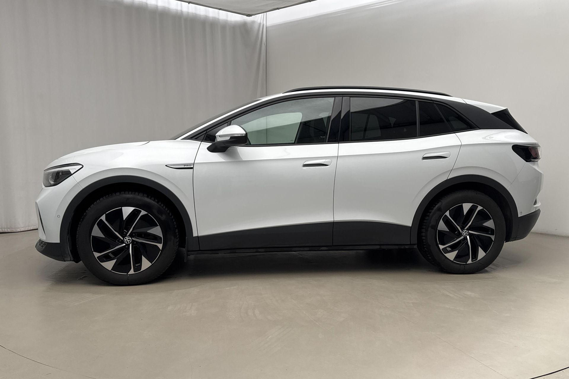 Volkswagen ID.4 Pro Performance 2023, bild 2/10