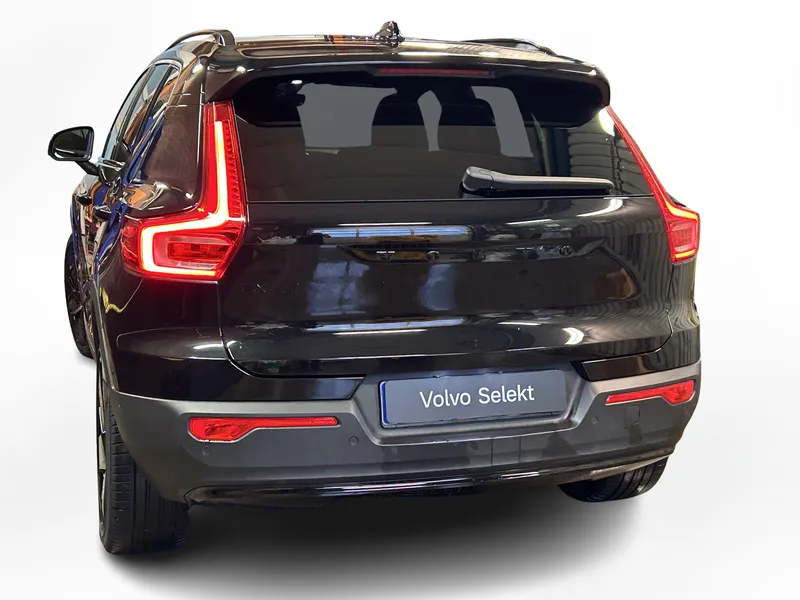 Bild 5 av 14 – Volvo EX40 Single Motor Extended Range M R Ultra Black Edt