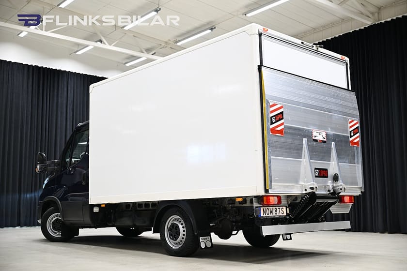 Bild 5 av Iveco Daily 35-140 Chassi Cab 136HK Automat|Volymskåp|BG-Lyft|Nattkyla|Leasbar|SeUtr!