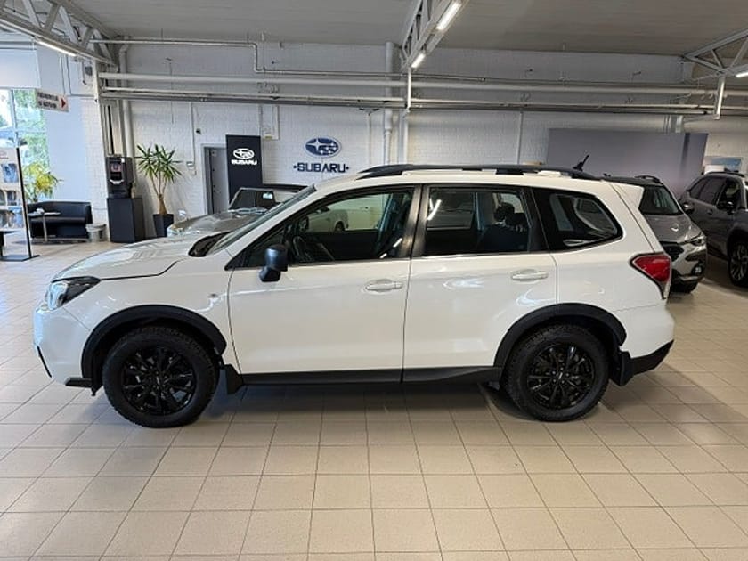Bild 2 av Subaru Forester 2.0 D 4WD Euro 6/Värmare/Drag/V-hjul