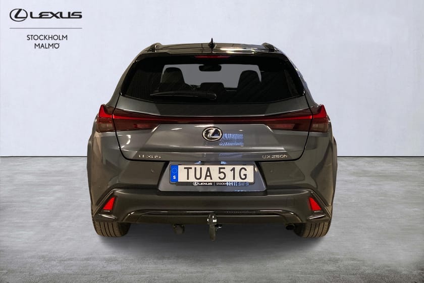 Bild 4 av Lexus UX 250h Skinn Backkamera Navigation