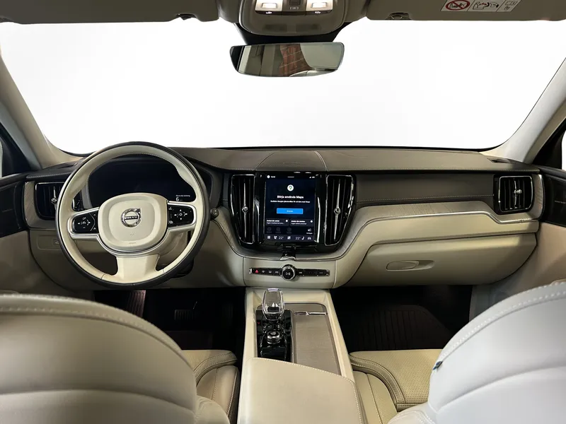 Bild 11 av 17 – Volvo XC60 T6 Ultra Dark