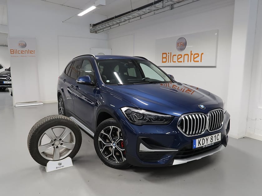 Bild 1 av BMW X1 xDrive25e V-Däck ingår HUD-Drag-Kamera-AdaptivFH-Rattvä