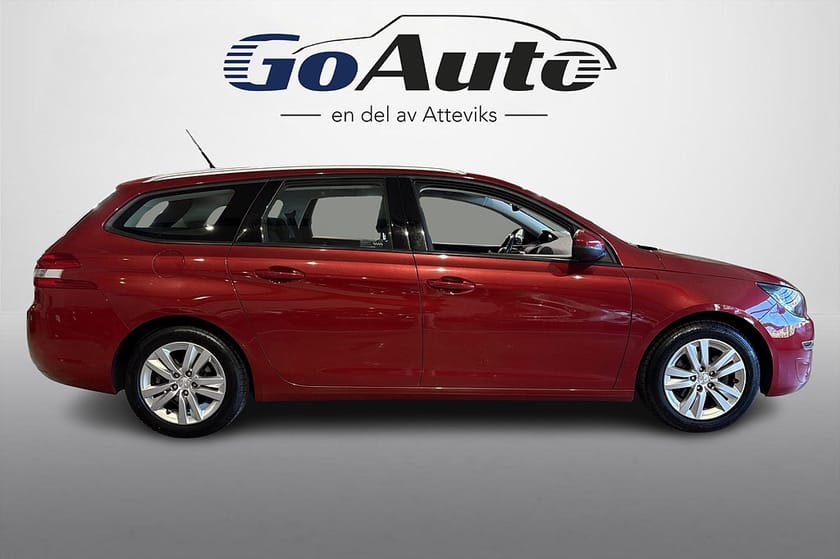 Bild 2 av Peugeot 308 SW 1.2 PureTech 110 Manuell, 110hk Drag Välskött