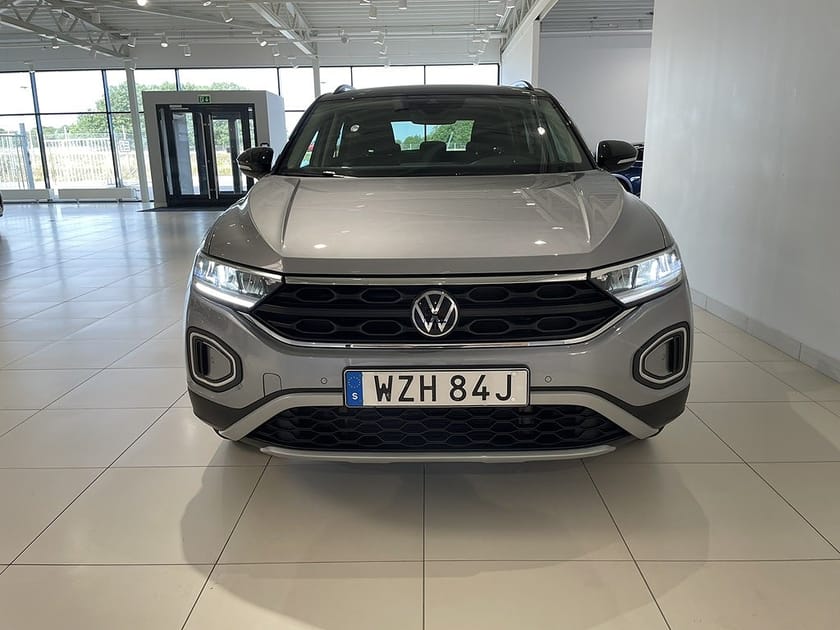 Bild 3 av Volkswagen T-Roc TSI 110 HK B-Kamera | Dragkrok