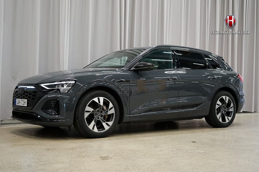 Bild 4 av Audi Q8 50 e-tron quattro S line Drag B&O Kamera El-stol 20"