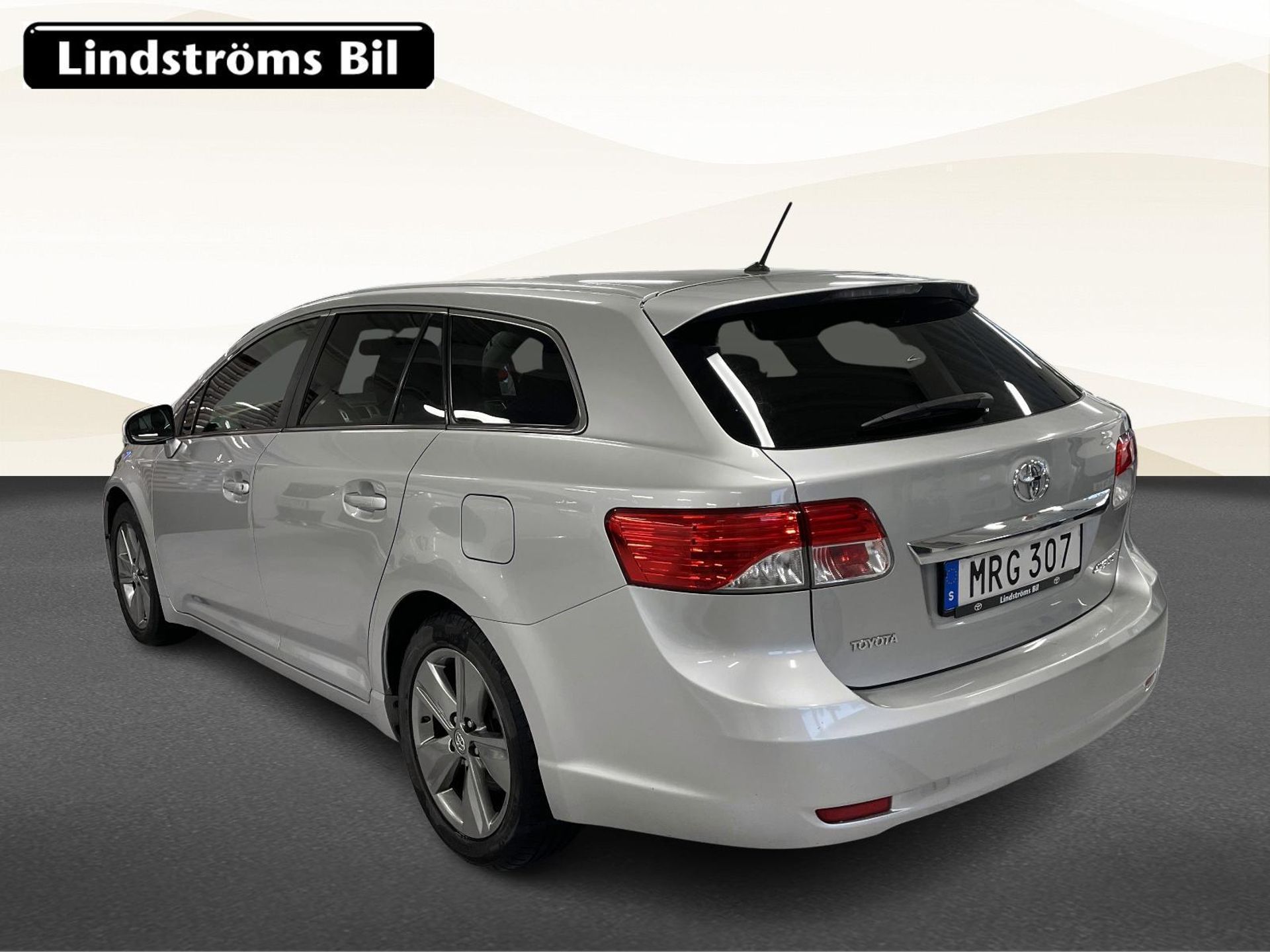 Toyota Avensis 2015, bild 4/10