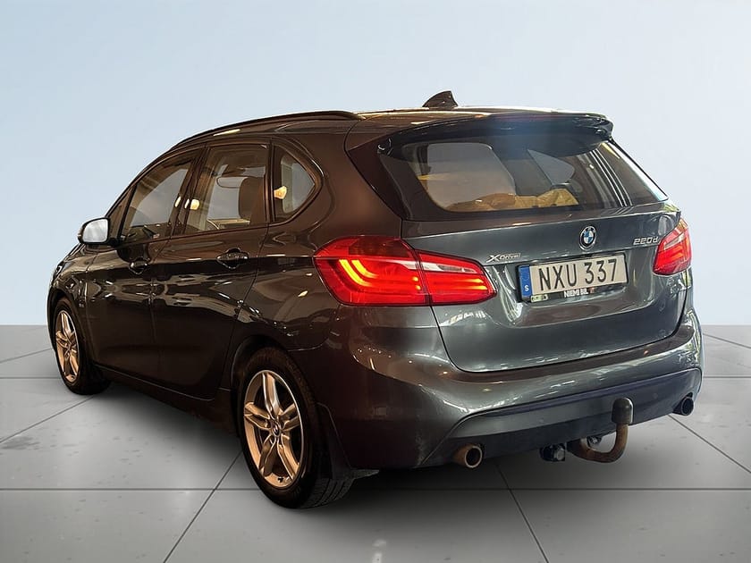 Bild 5 av BMW 220d xDrive Active Tourer MoK/Psens/Drag