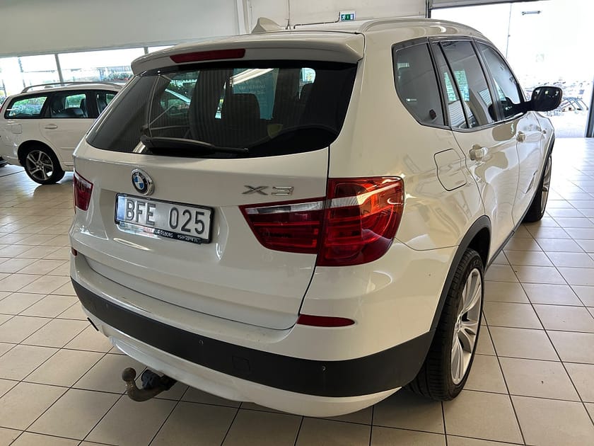 Bild 4 av BMW X3 xDrive20d Steptronic Euro 5 Med Drag
