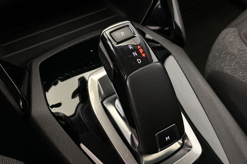 Bild 5 av Peugeot 2008 Active pack 130HK Automat PureTech