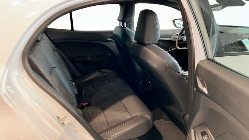 Bild 5 av MG 3 Hybrid+ MG3 LUX HEV 1.5 AT (BLACK) - DOVER WHITE