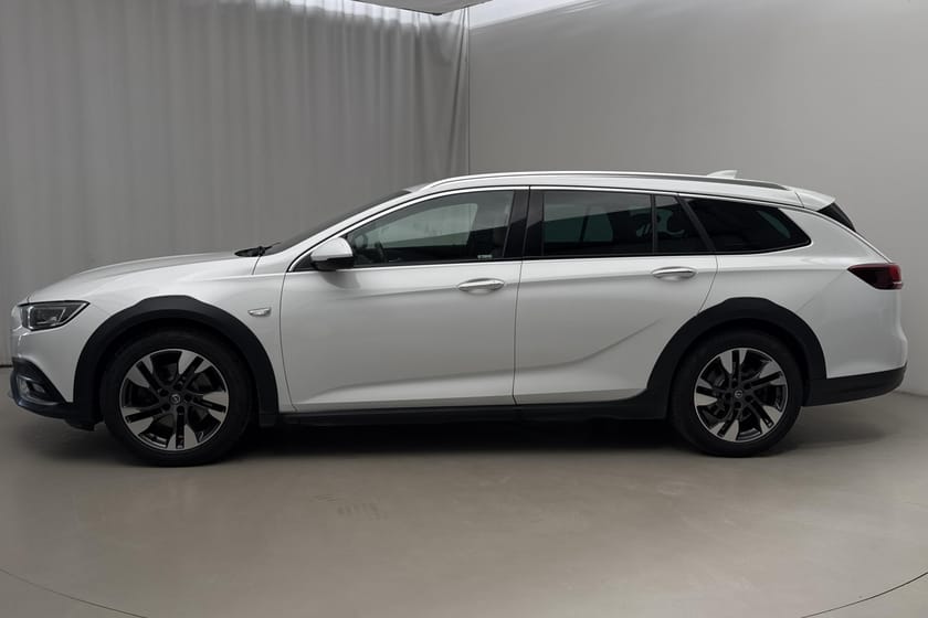 Bild 2 av Opel Insignia Country Tourer CDTI 4x4 (210hk) Helläder