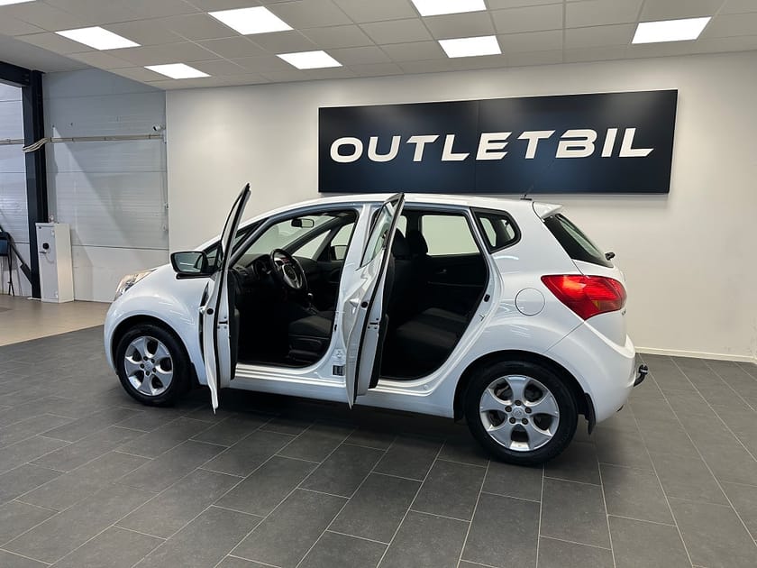 Bild 3 av Kia Venga 1.6 125hk Comfort Automat Dragkrok