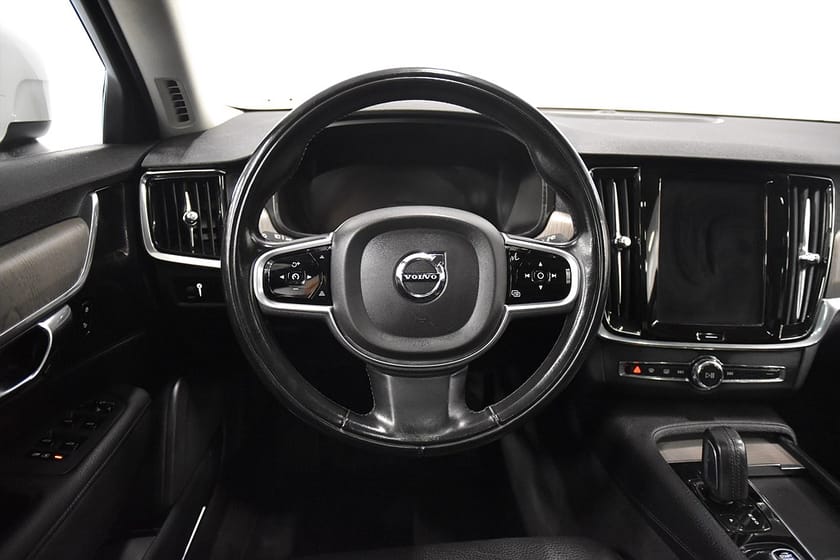 Bild 2 av Volvo V90 Cross Country B4 AWD Aut Drag D-Värm H/K HUD Pano 197hk