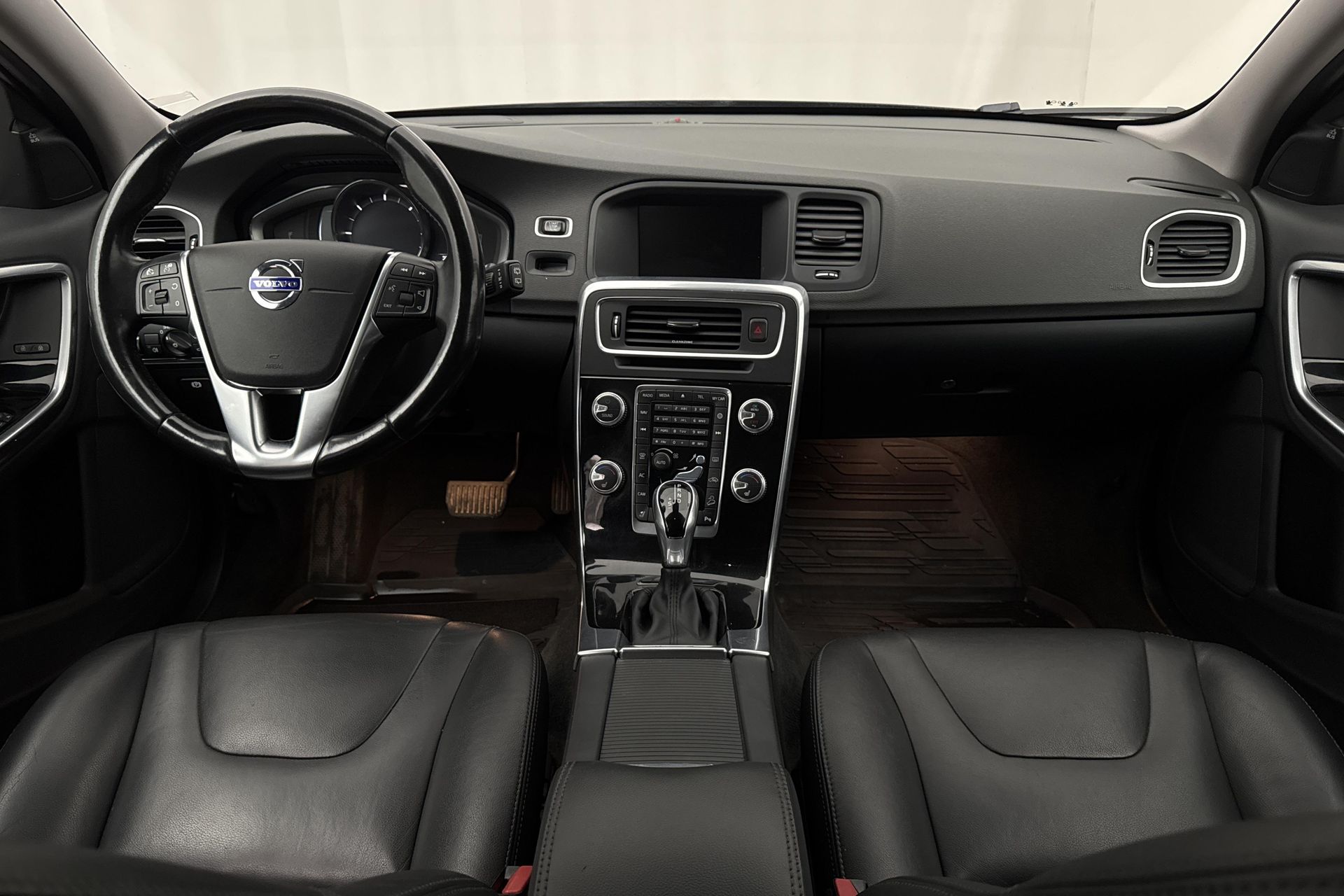 Volvo V60 Cross Country D4 AWD 2017, bild 7/10
