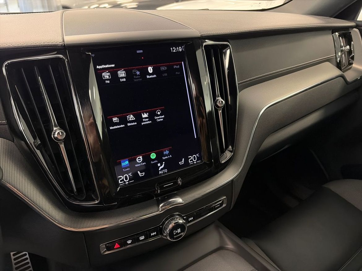 Volvo XC60 2021 - miniatyr 18