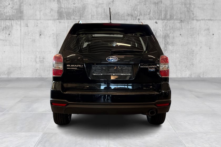 Bilde 4 av Subaru Forester 4WD/Soltak/Keyless/R.kam/El.bakluke/Skinn/EU 10.27++
